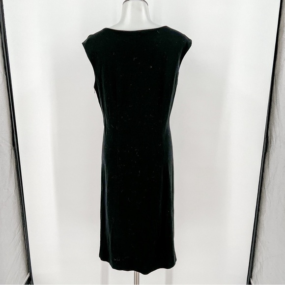 Ann Taylor Little Black Dress with keyhole accent and side zipper - Picture 6 of 6